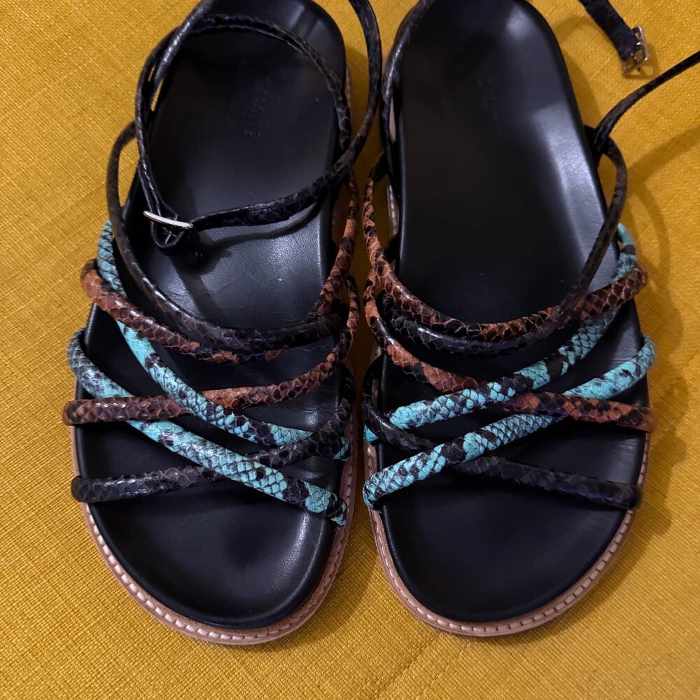vic matie platform thick sole (very dock martens) italy lizard print sandal 39